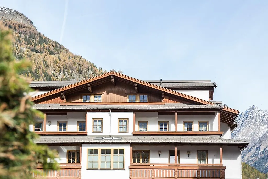 Hotel Das Zentrum contacts